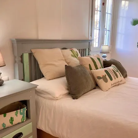 Center Beach Parking Wifi Apartment *